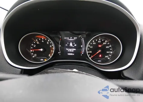 2018 Jeep Compass Latitude 4X4 z USA, uszkodzony, nr VIN 3C4NJDBB1JT434943